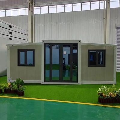 Casa de contêineres de expansão de asa dupla de 40 pés com design e teto de painel de sanduíche EPS