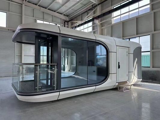 Experimente o luxo em uma casa cápsula com uma vista mais ampla