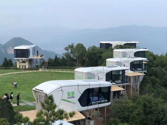 Cottage de vidro brilhante ao ar livre perfeito para casais Férias no hotel